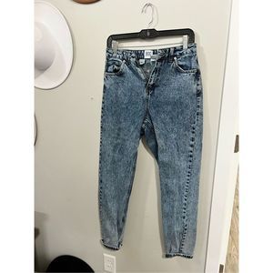 BDG Urban Outfitters Women's High Rise Acid Wash Jeans Size W28 L32